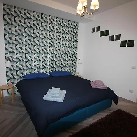 Infinity House Lejlighed Rom